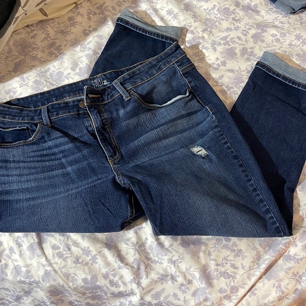 Womens Capri Jeans